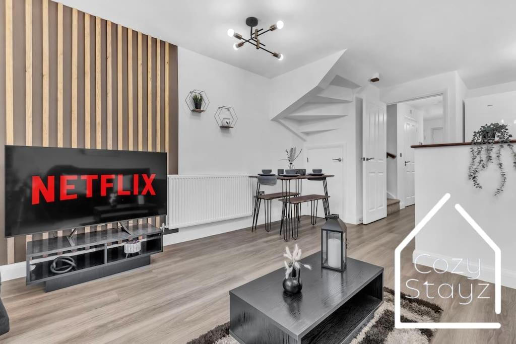 Newly Stunning City Centre Home By Cozy Stayz Birmingham Zewnętrze zdjęcie